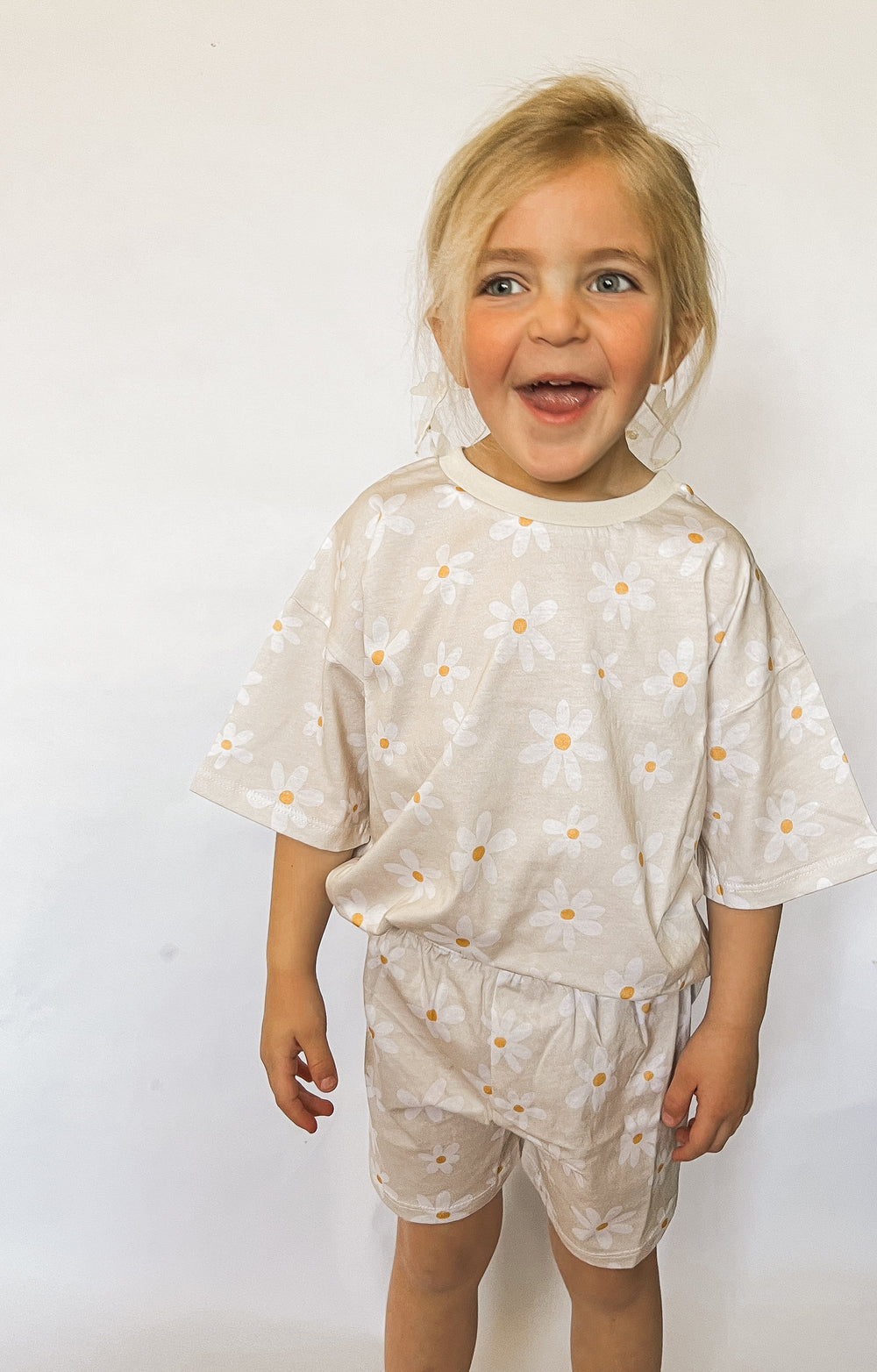 Organic Cotton Beige Daisies Lounge Set